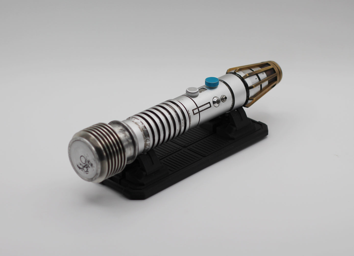 Clan Saber Series 4 (weathered)